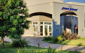 Howard Johnson Hotel & Resort Funes